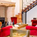 فندق مبيت وإفطار Les Bastides De Roquemaure 4*