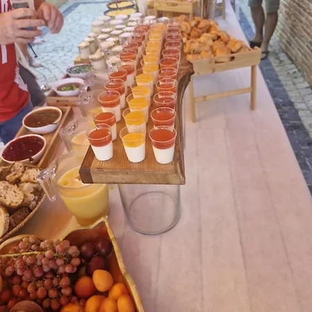 Bed & Breakfast Les Bastides De Roquemaure