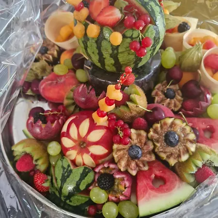 Bed & Breakfast Les Bastides De Roquemaure 4*