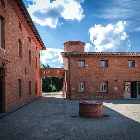 Les Bastides De Roquemaure Bed & Breakfast 4*