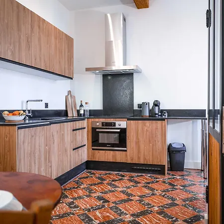 Bed & Breakfast Les Bastides De Roquemaure 4*